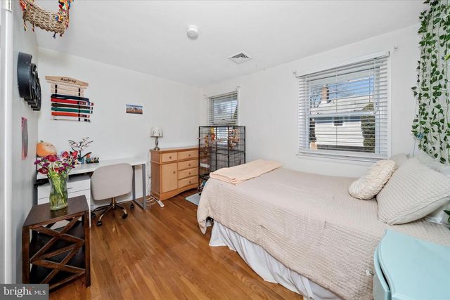 2621 STEPHENSON DR, Wilmington, DE 19808