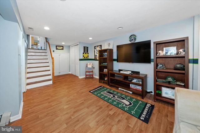 2621 STEPHENSON DR, Wilmington, DE 19808