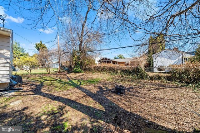 2621 STEPHENSON DR, Wilmington, DE 19808