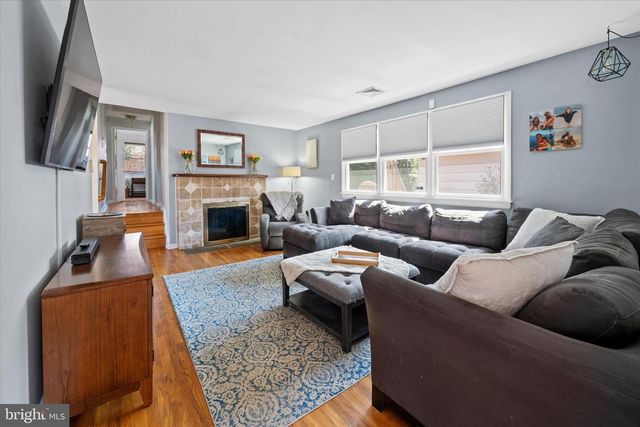 2621 STEPHENSON DR, Wilmington, DE 19808