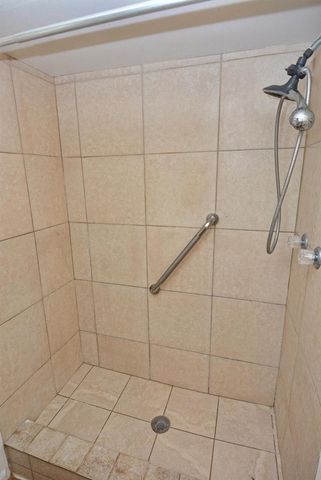8400 SE Eagle Avenue, Hobe Sound, FL 33455