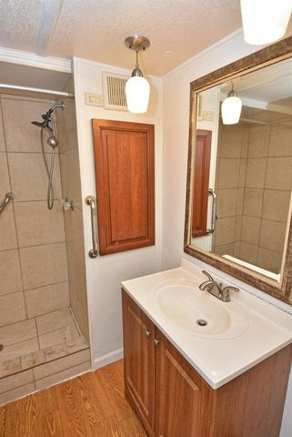 8400 SE Eagle Avenue, Hobe Sound, FL 33455