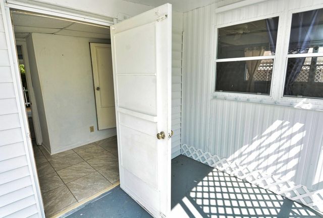 8400 SE Eagle Avenue, Hobe Sound, FL 33455