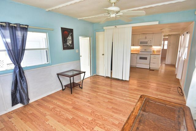 8400 SE Eagle Avenue, Hobe Sound, FL 33455