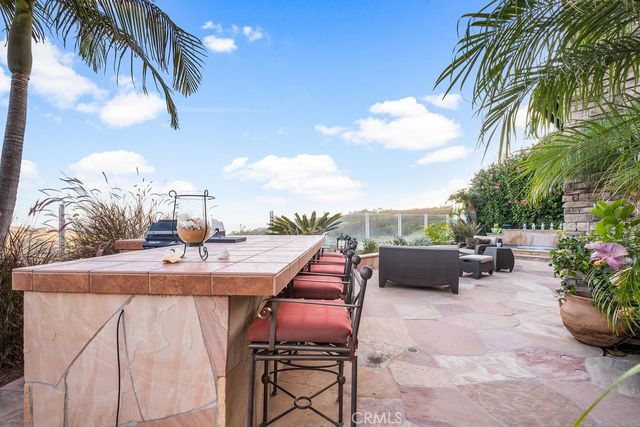 5 Sea View Lane, Newport Coast, CA 92657