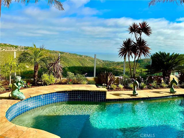 5 Sea View Lane, Newport Coast, CA 92657
