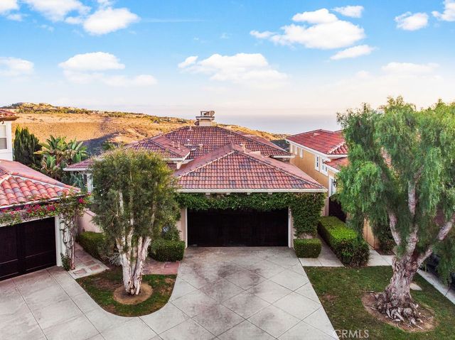 5 Sea View Lane, Newport Coast, CA 92657