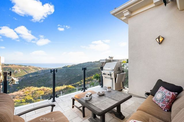 5 Sea View Lane, Newport Coast, CA 92657