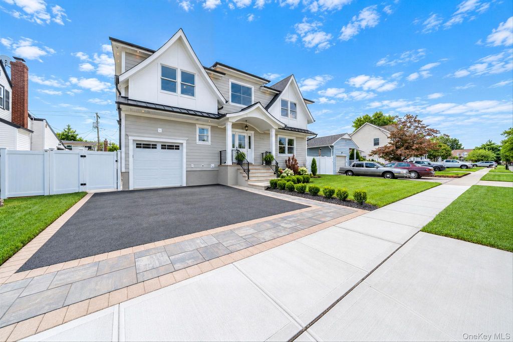 746 Blackstone Avenue, East Meadow, NY 11554 — photo 3