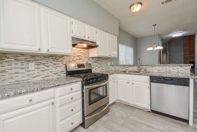 1923 Longmont Circle, Missouri City, TX 77489