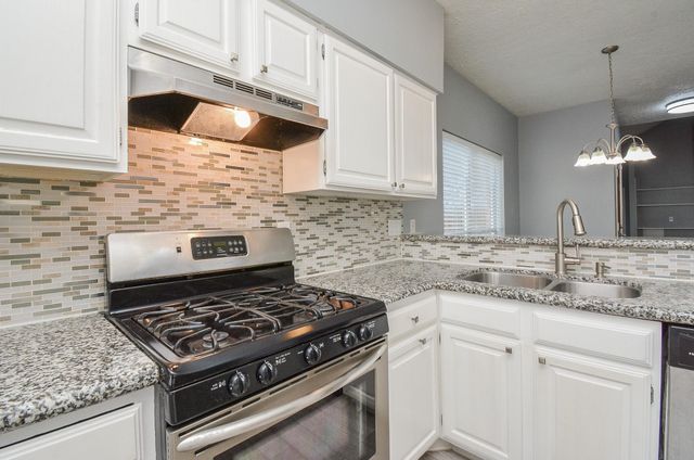 1923 Longmont Circle, Missouri City, TX 77489