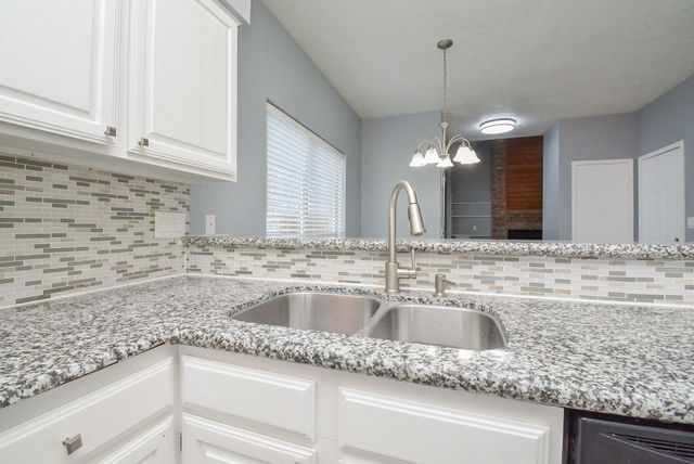 1923 Longmont Circle, Missouri City, TX 77489