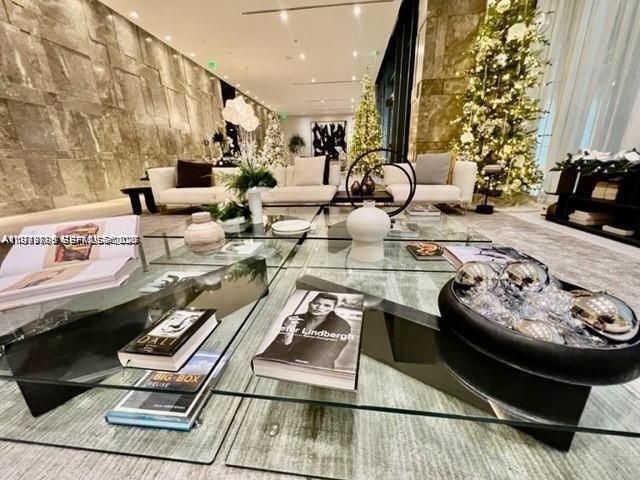 480 NE 31st St 902, Miami, FL 33137