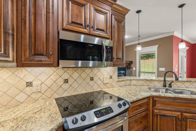 23 Sablewood Drive, Greenbrier, AR 72058