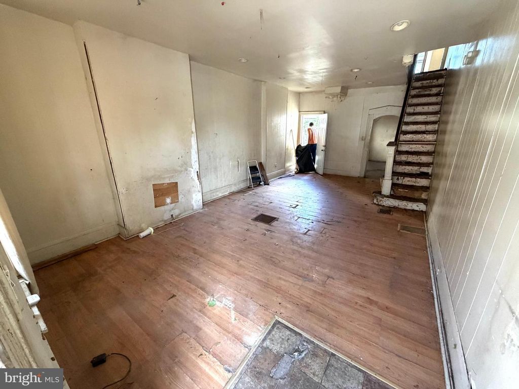 2738 W GLENWOOD AVE, PHILADELPHIA, PA 19121 — photo 3