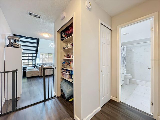 2832 HUNT CLUB LANE, Orlando, FL 32826