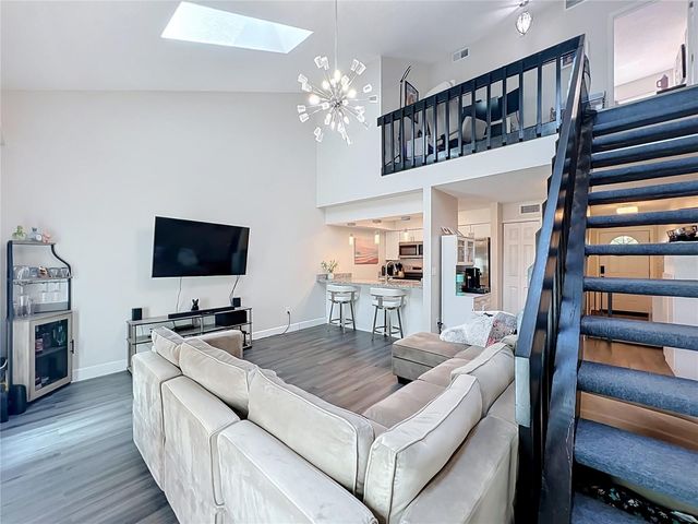 2832 HUNT CLUB LANE, Orlando, FL 32826