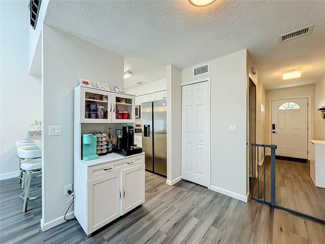 2832 HUNT CLUB LANE, Orlando, FL 32826