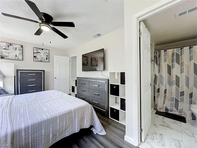 2832 HUNT CLUB LANE, Orlando, FL 32826