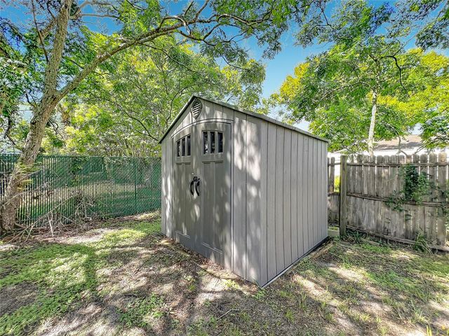 2832 HUNT CLUB LANE, Orlando, FL 32826
