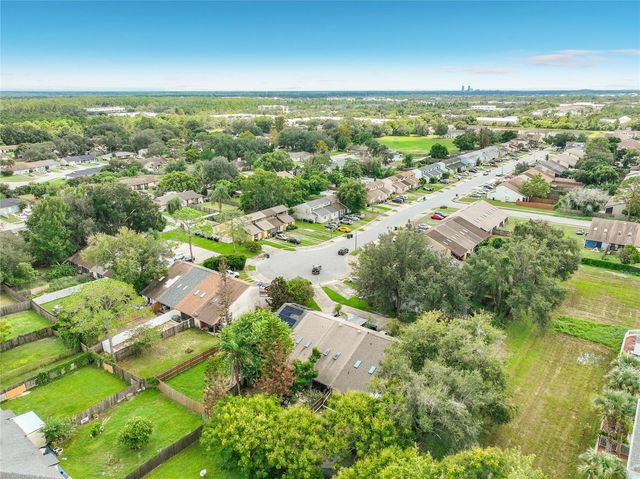 2832 HUNT CLUB LANE, Orlando, FL 32826