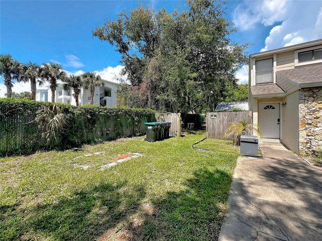 2832 HUNT CLUB LANE, Orlando, FL 32826