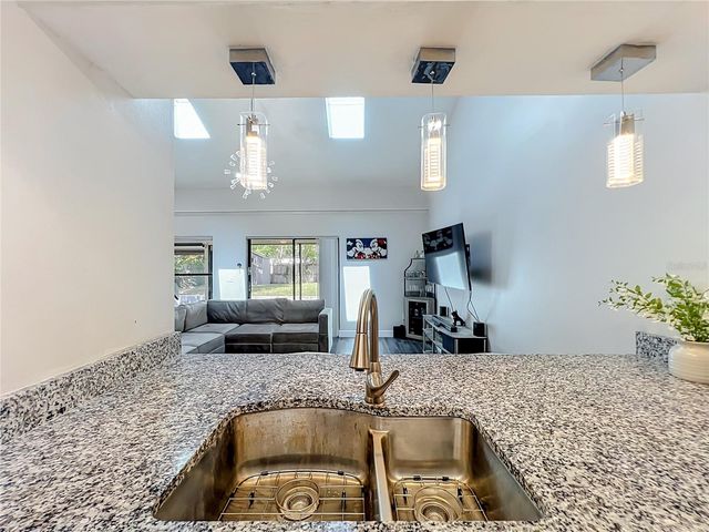 2832 HUNT CLUB LANE, Orlando, FL 32826