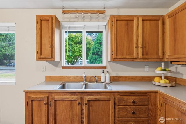 12264 156th Avenue SE, Renton, WA 98059