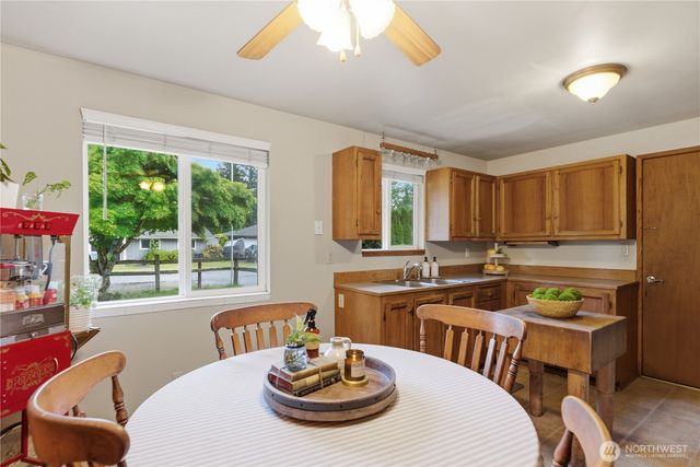 12264 156th Avenue SE, Renton, WA 98059