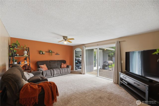 12264 156th Avenue SE, Renton, WA 98059