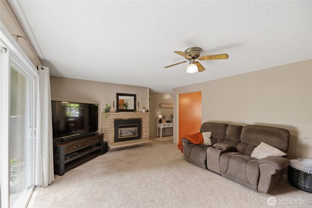 12264 156th Avenue SE, Renton, WA 98059