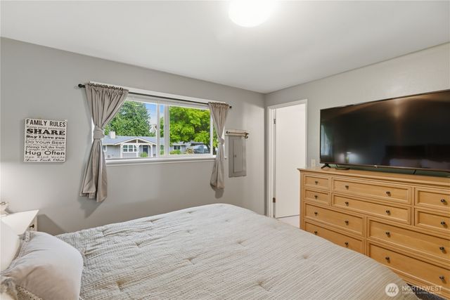12264 156th Avenue SE, Renton, WA 98059
