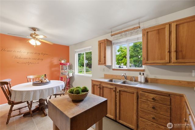 12264 156th Avenue SE, Renton, WA 98059