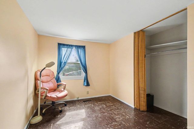 335 Preston Drive, South Bend, IN 46615