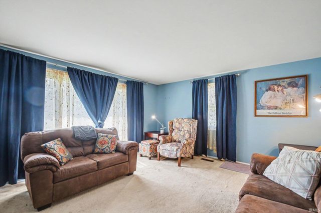335 Preston Drive, South Bend, IN 46615