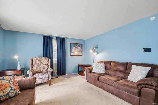 335 Preston Drive, South Bend, IN 46615