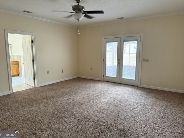 102 Oak Circle, Glennville, GA 30427