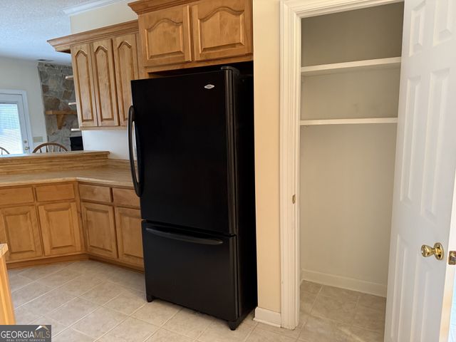 102 Oak Circle, Glennville, GA 30427