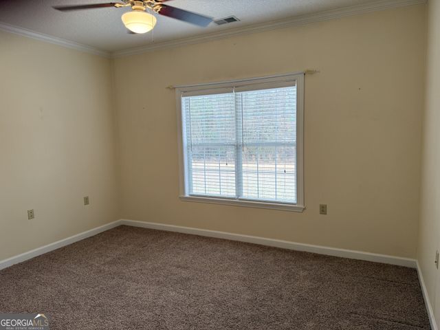 102 Oak Circle, Glennville, GA 30427