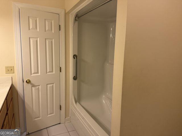 102 Oak Circle, Glennville, GA 30427