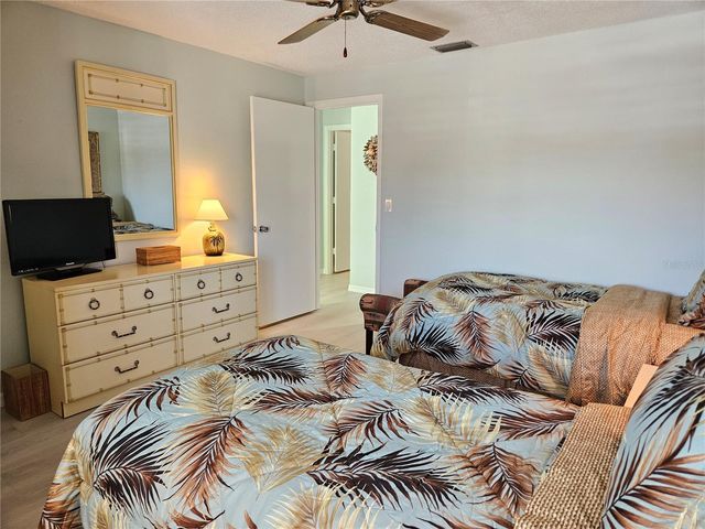 744 CADIZ ROAD 1, Venice, FL 34285