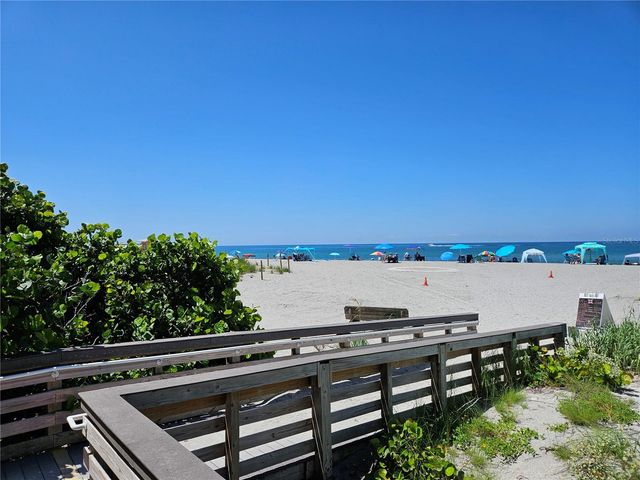 744 CADIZ ROAD 1, Venice, FL 34285