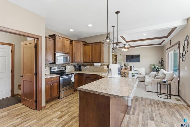 811 S Discovery Ave Avenue, Sioux Falls, SD 57106