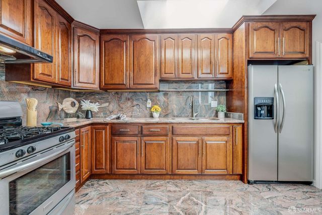 1352 34th Avenue, San Francisco, CA 94122