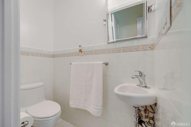 1352 34th Avenue, San Francisco, CA 94122