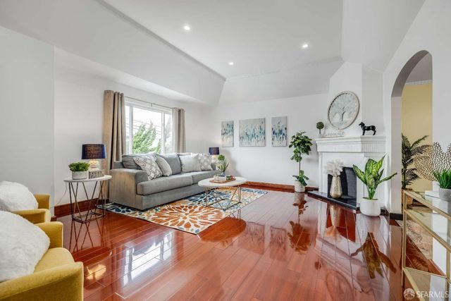 1352 34th Avenue, San Francisco, CA 94122