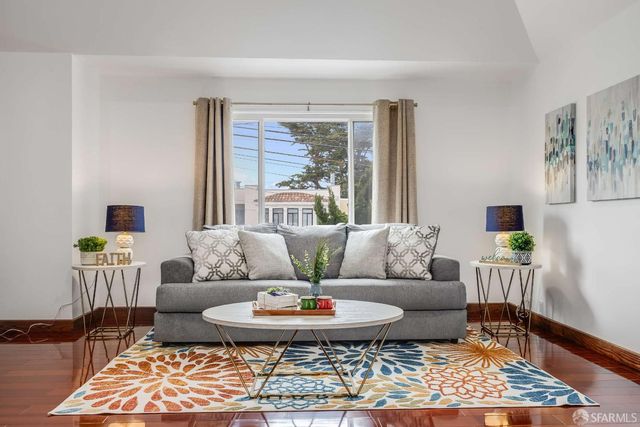 1352 34th Avenue, San Francisco, CA 94122