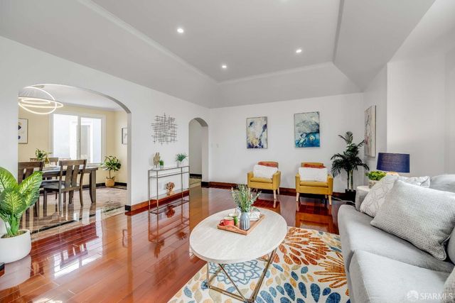 1352 34th Avenue, San Francisco, CA 94122