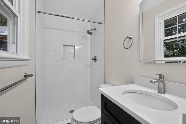 14521 LOCK DR, Centreville, VA 20120