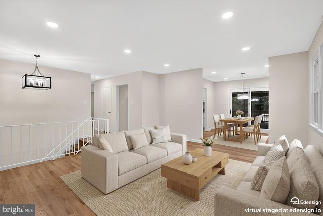 14521 LOCK DR, Centreville, VA 20120